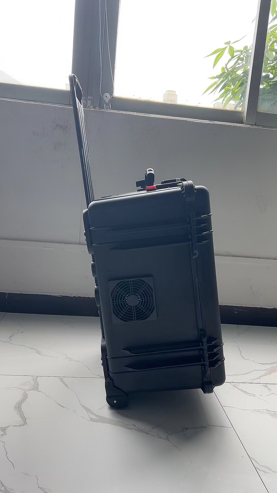 绩溪手拉箱型移动通信干扰器